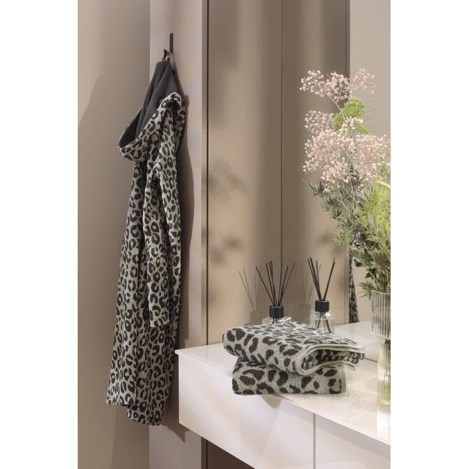 Cawö Leo 540 douchelaken 80x150 Basalt - 73