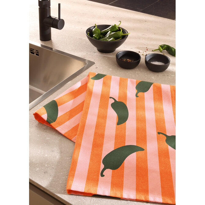 Cawö Prints & Stripes Pimentos Theedoek 545 rosa/orange 50x70