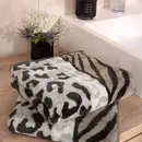 Cawö Cawö Noblesse Animal Animal 1090 Handdoek metal 50x100