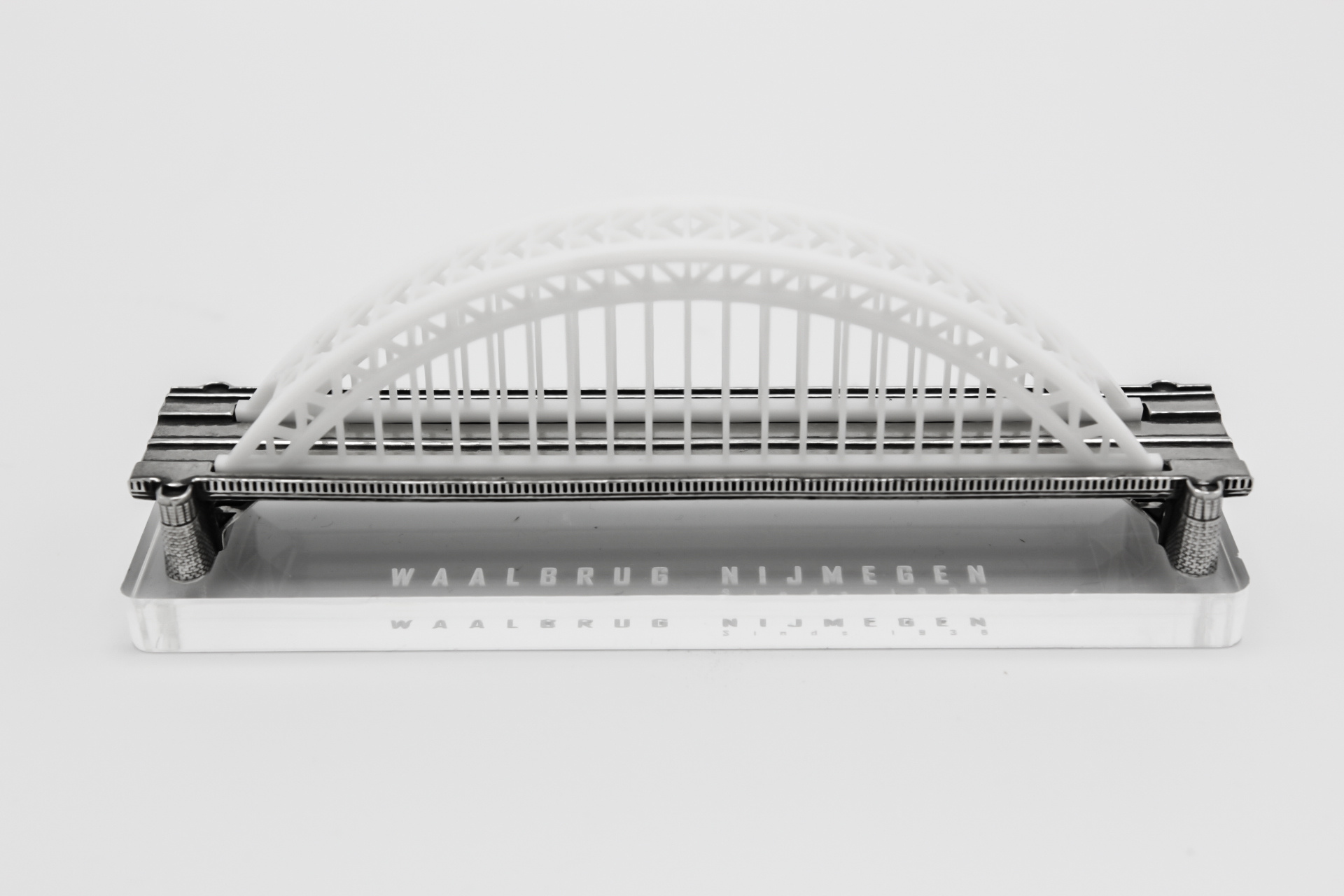 DTR Waalbrug miniatuur klein