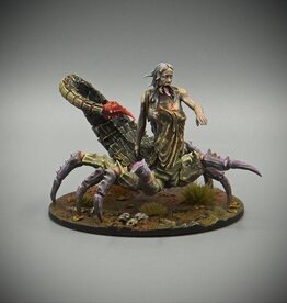 Remarkable Miniatures Aqrabuamelu, de schorpioenvrouw
