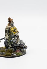 Remarkable Miniatures Hexe mit Schwein