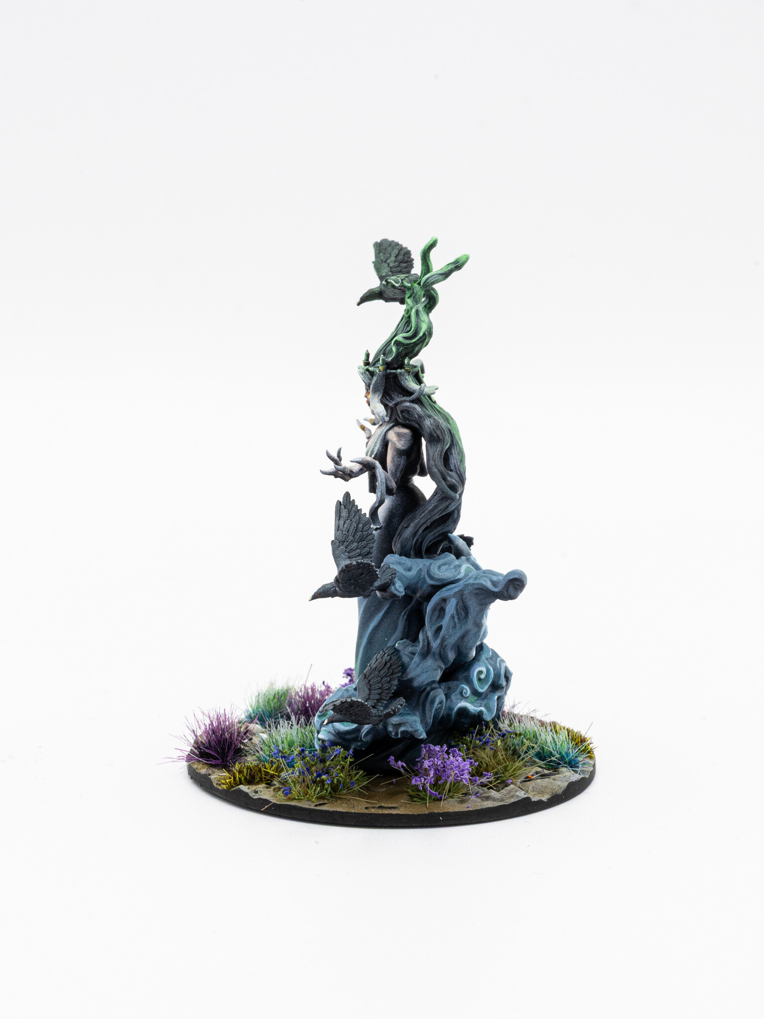 Remarkable Miniatures Rabenhexe