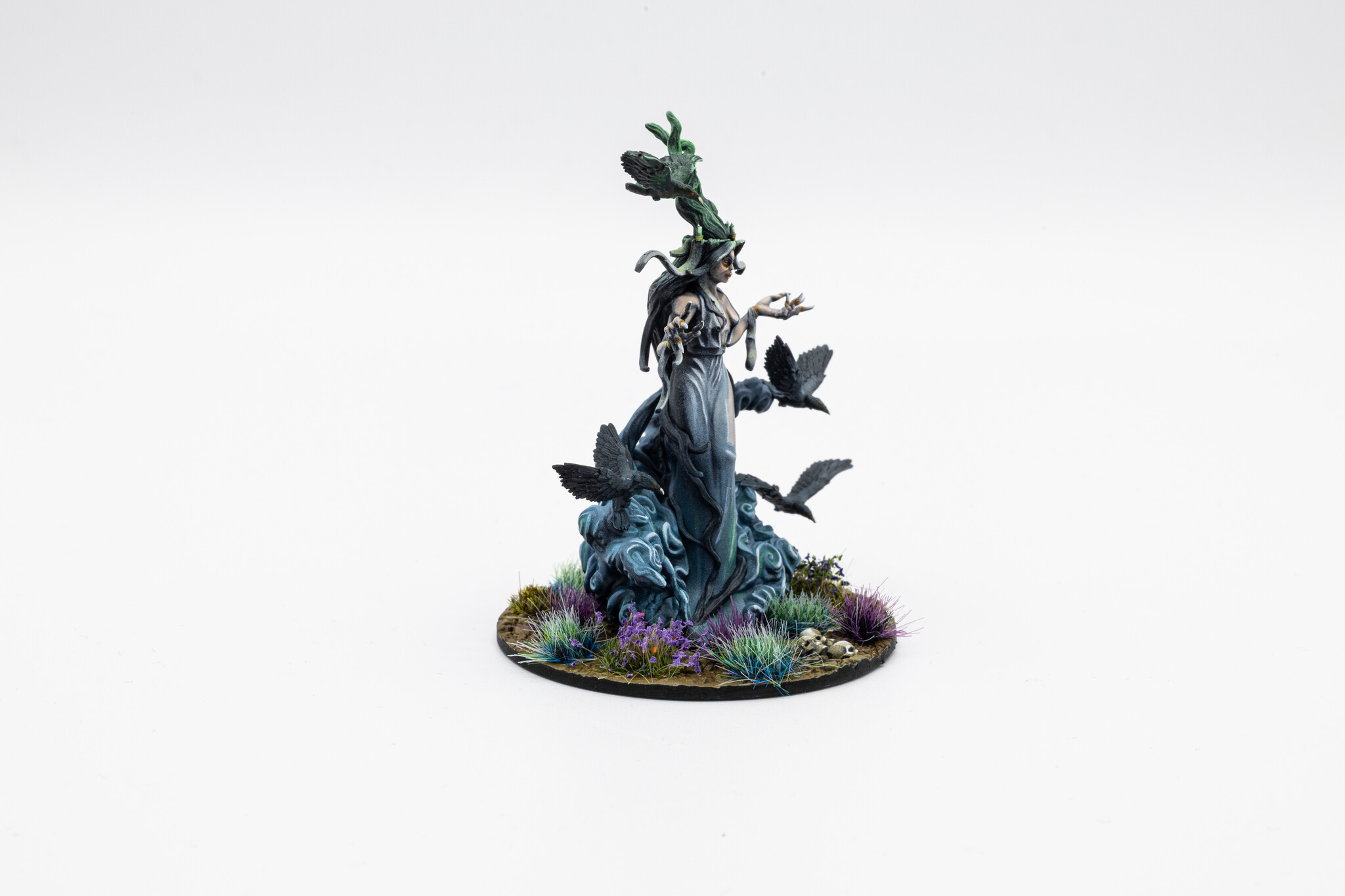 Remarkable Miniatures Rabenhexe