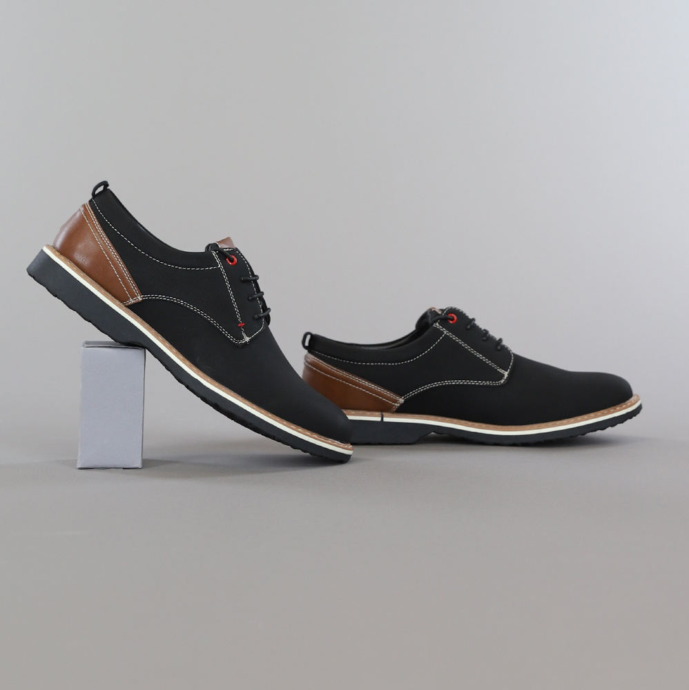 Zwarte Heren Veterschoenen met Bruine Details - Black-Leo.nl