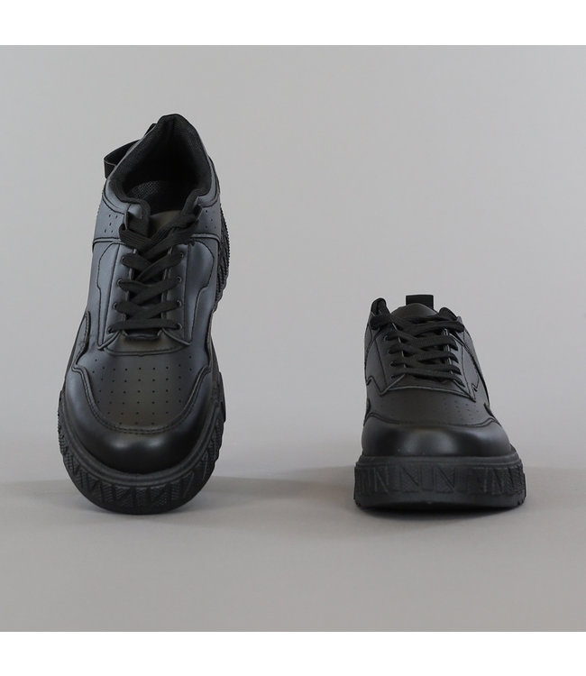 mode toonhoogte voorspelling Zwarte Low Heren Sneakers met Gestructureerde Zool - Black-Leo.nl