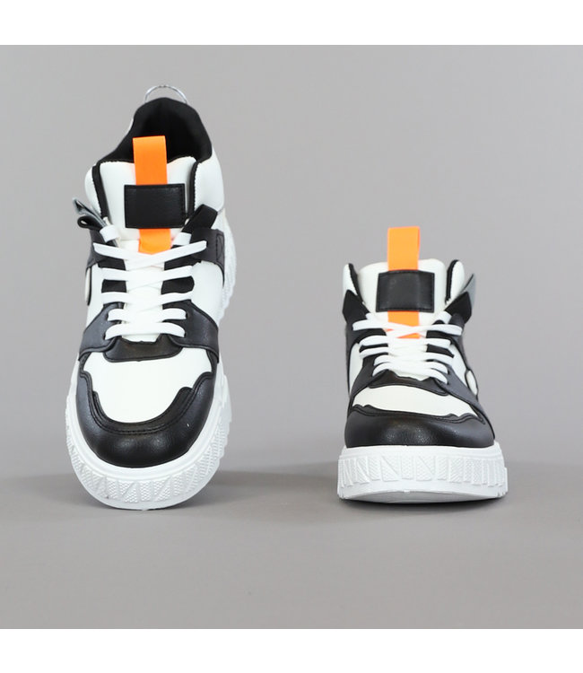 Zwart/Witte Mid Heren Sneakers met Gestructureerde Zool