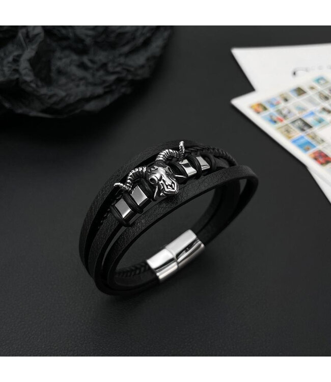 Zwarte Stainless Heren Armband met Stier Bedel