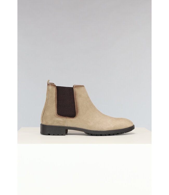 NEW2302 Beige Suèdelook Chelsea Boots met Zwarte Zool