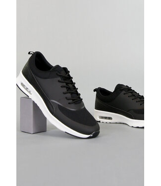 Basic Zwarte Sneakers met Witte Zool