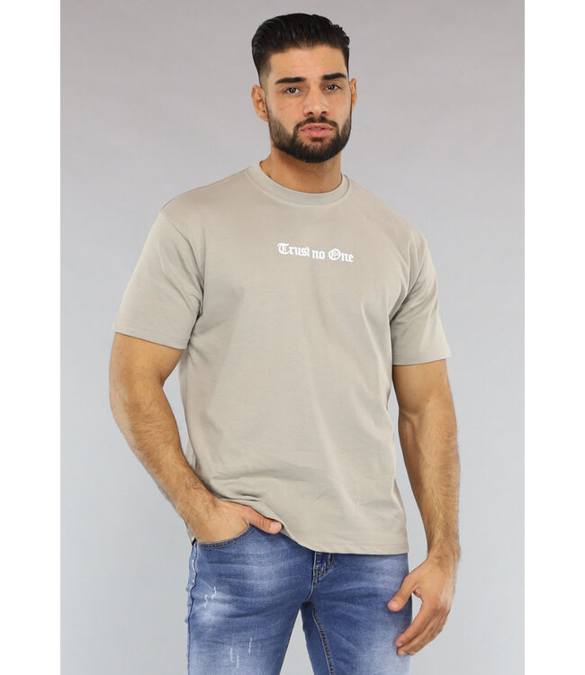 Taupe Heren T-Shirt met Trust No One Print