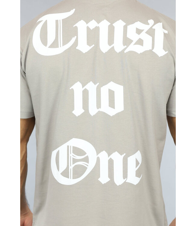 Taupe Heren T-Shirt met Trust No One Print