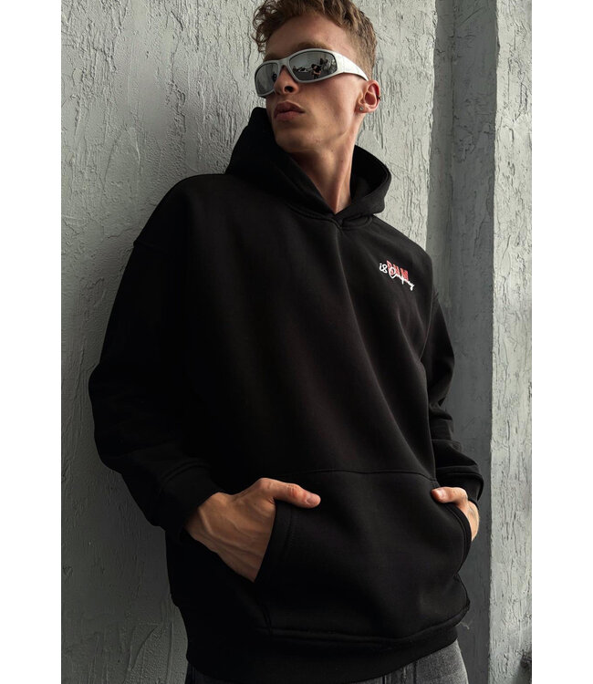 Zwarte Hoodie met Rood-Witte Tekstopdruk