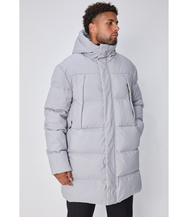 Lichtgrijze Lange Heren Pufferjas met Hoge Kraag en Doorlopende Rits