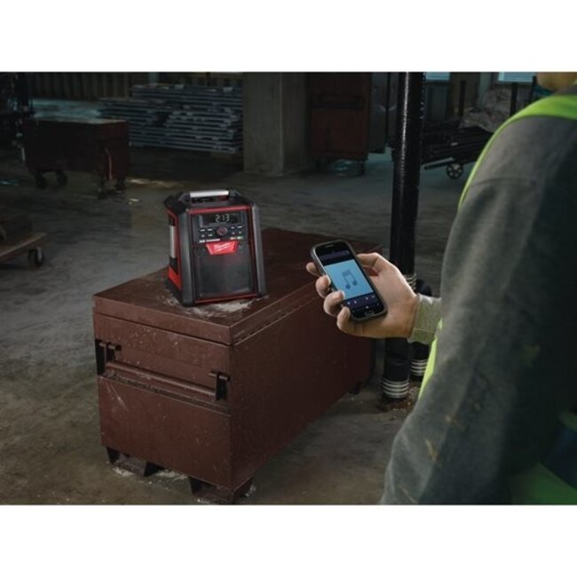 RADIO/CHARGEUR DE CHANTIER M18™