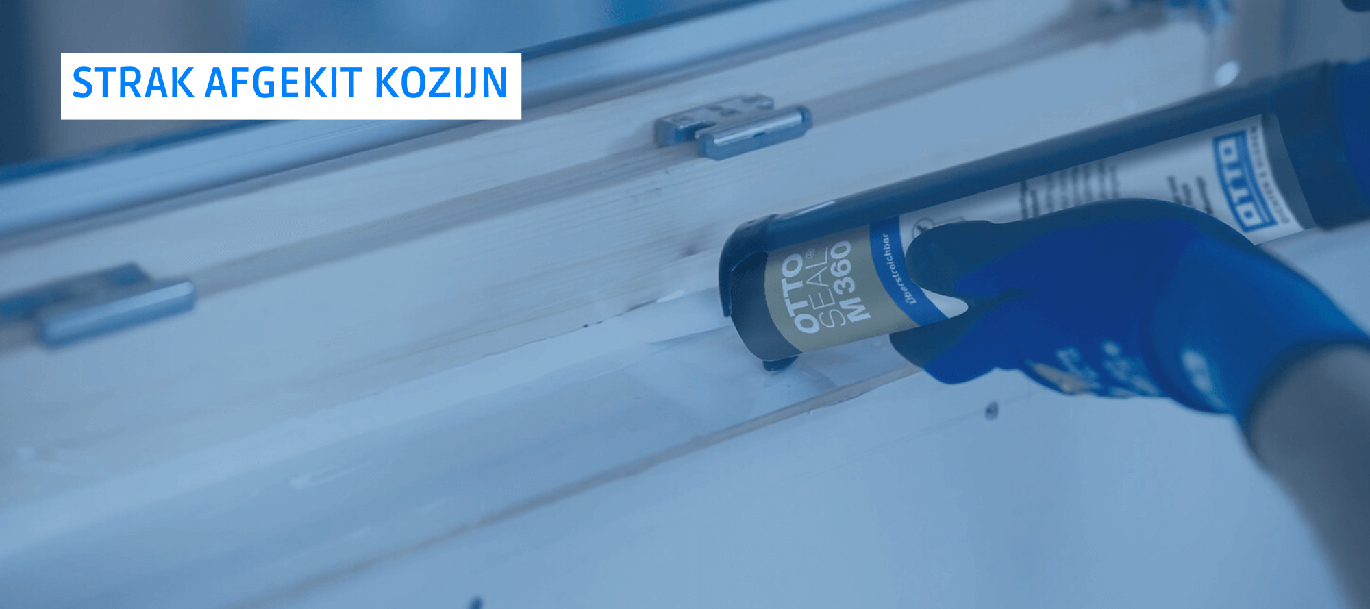 Strak afgekit kunststof kozijn in de kleur RAL 9010.