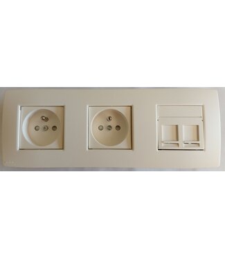 Niko Dubbel stopcontact en  LAN-UTP aansluiting, wit