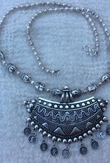 Necklace bohemian Yemen meets India style