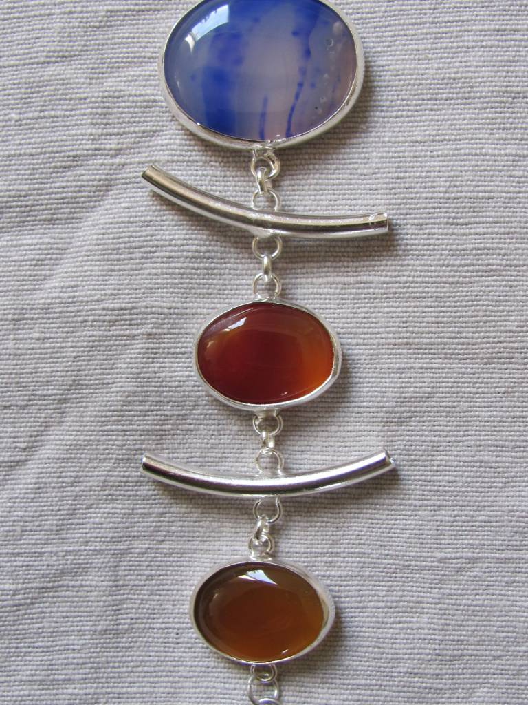 Pendant necklace hand made with real stones