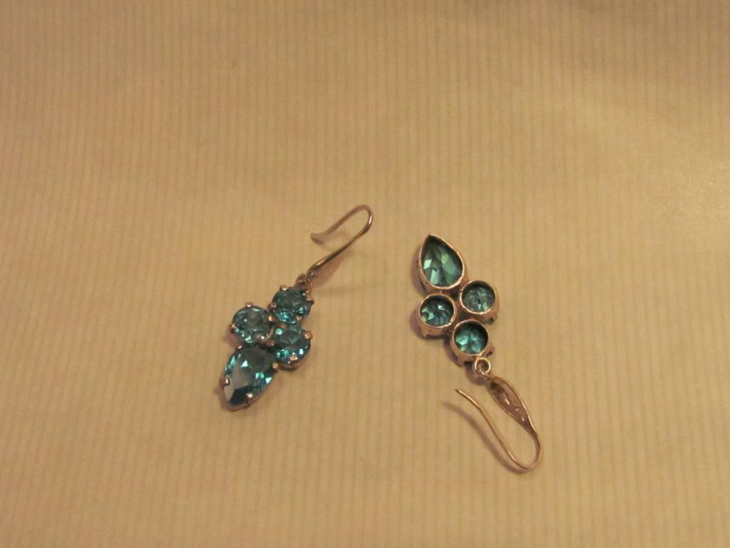 Earring silver with Blue zircon