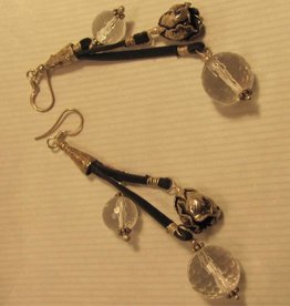 Earring silver crystal and leather