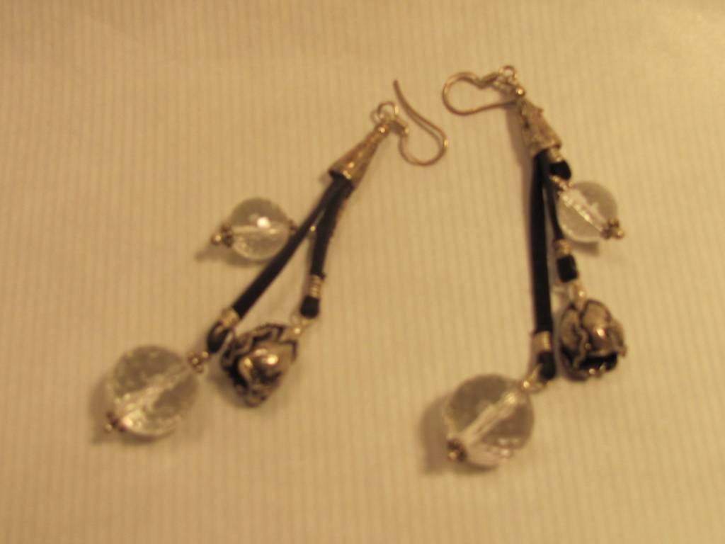 Earring silver crystal and leather