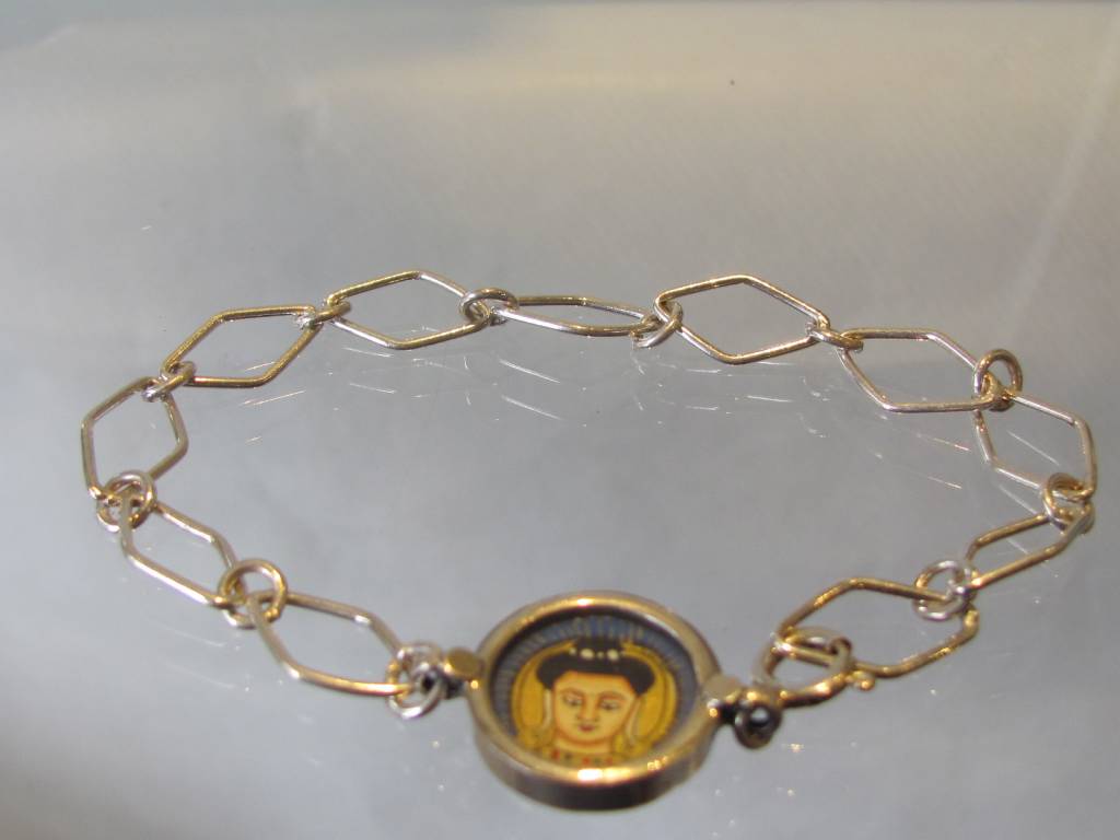 Bracelet silver chain with Buddha medallion