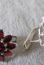 Earring dormeuse silver with garnet