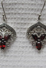 Earring silver with hand faceted garnet stone
