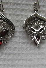 Earring silver with hand faceted garnet stone