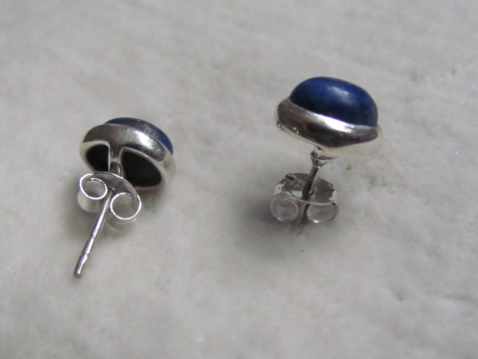 Earring silver stud with  lapis lazuli stone