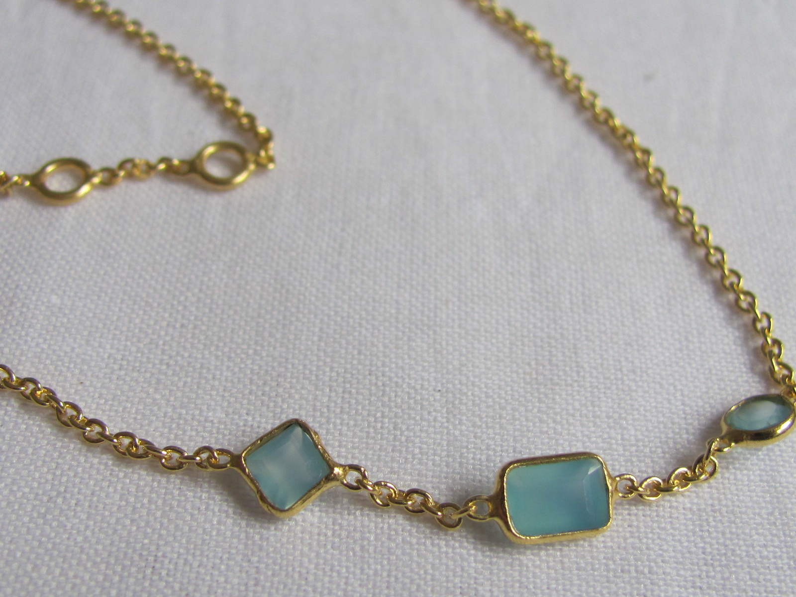 Necklace gold on silver with calceadon stones