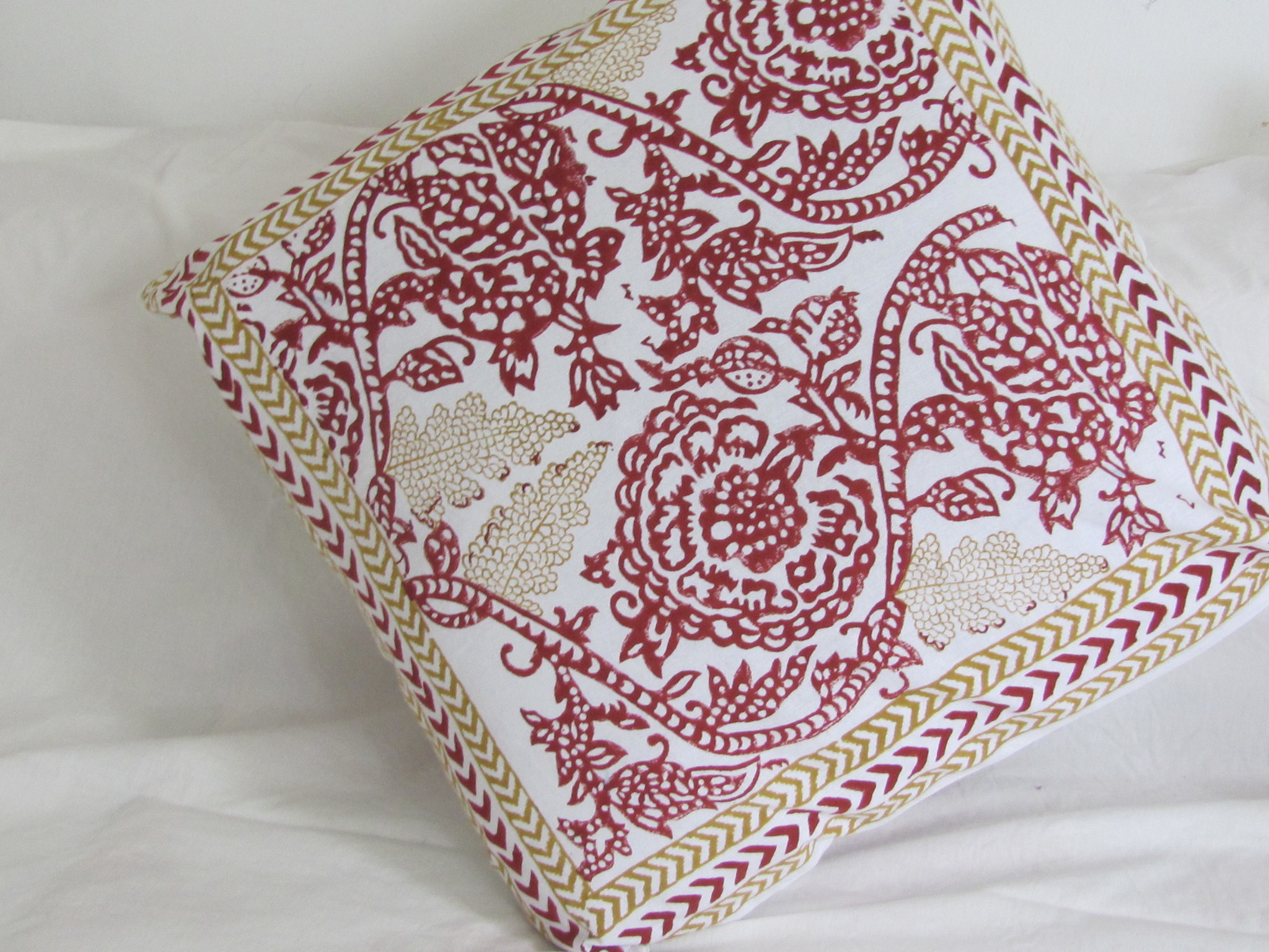 Block print cushioncover natural dyes