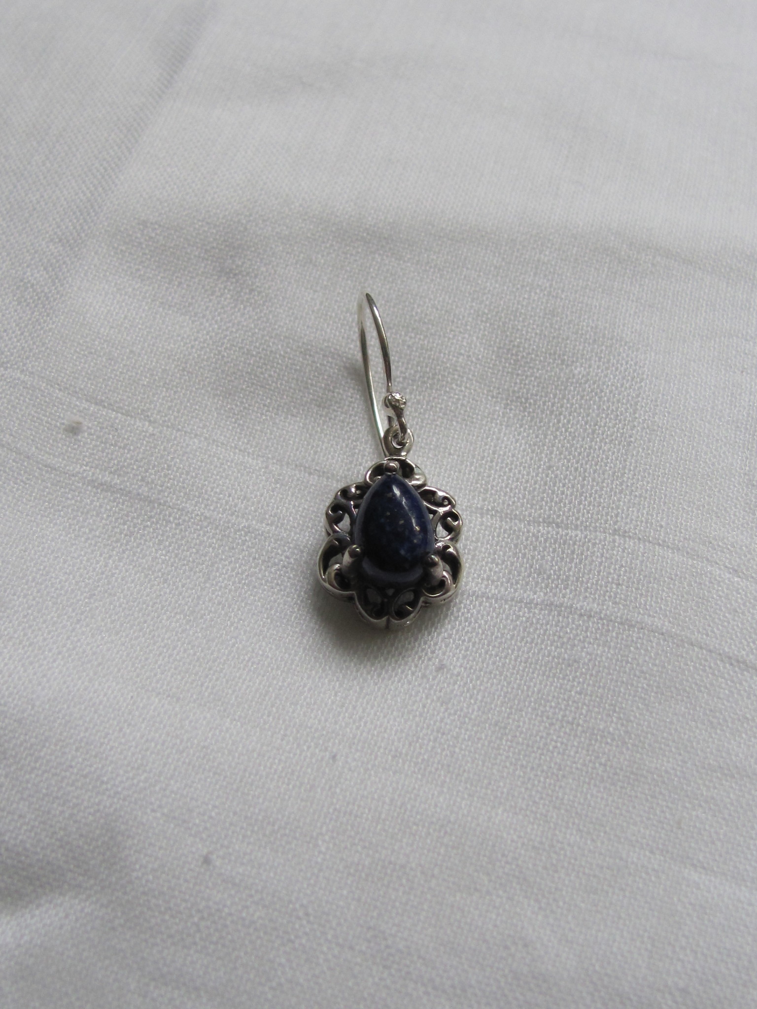 Earring silver  with  lapis lazuli stone