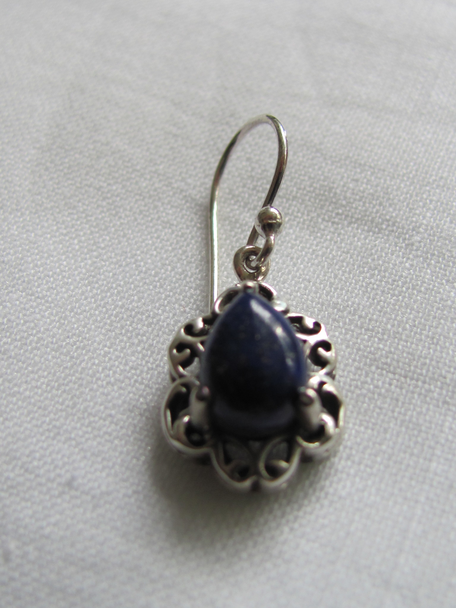 Earring silver  with  lapis lazuli stone