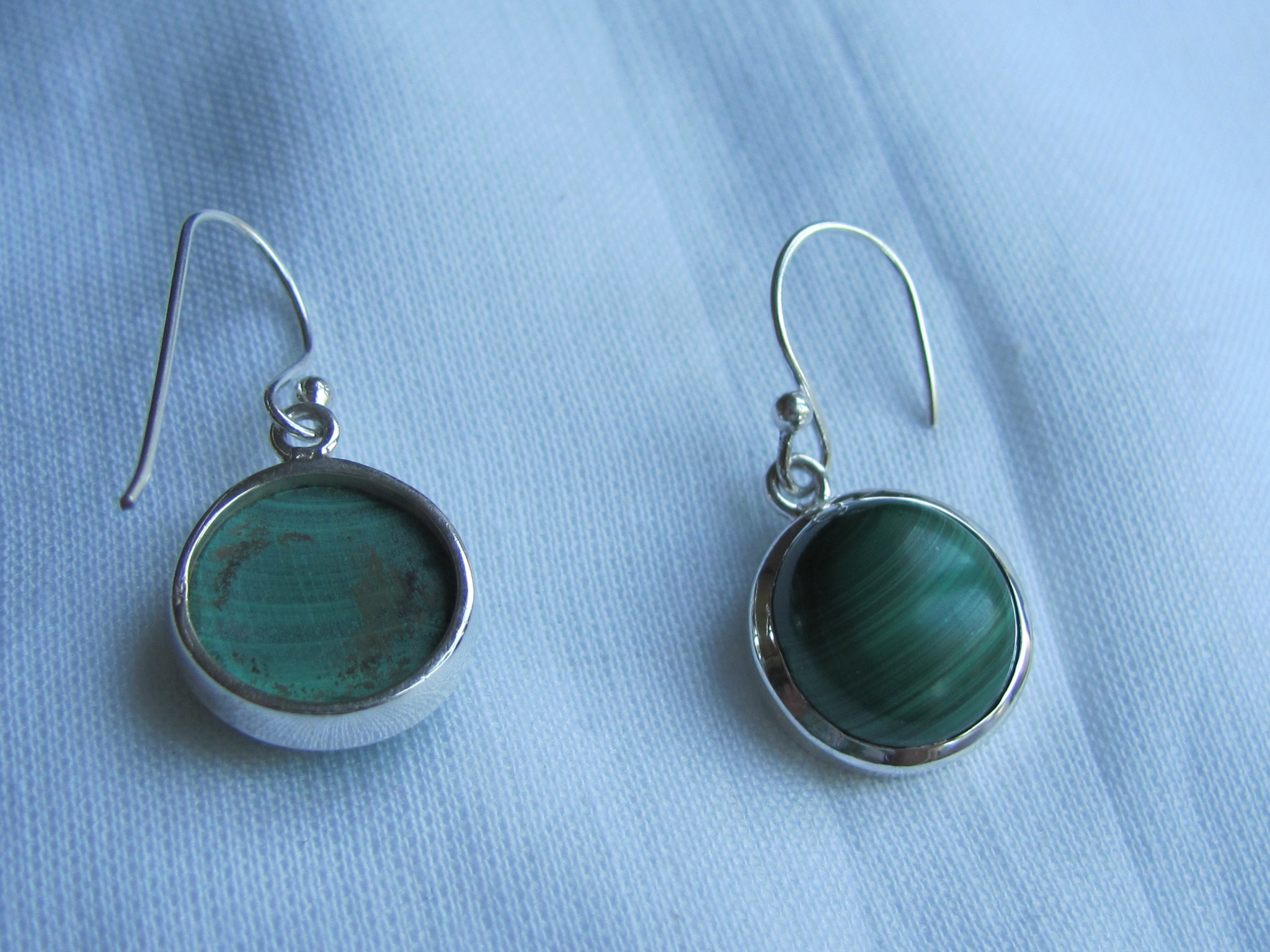 Earring silver  with  malachite stone