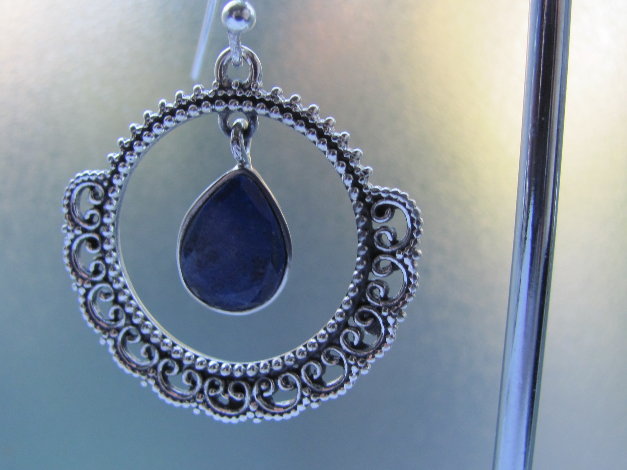 Earring silver  with  lapis lazuli stone