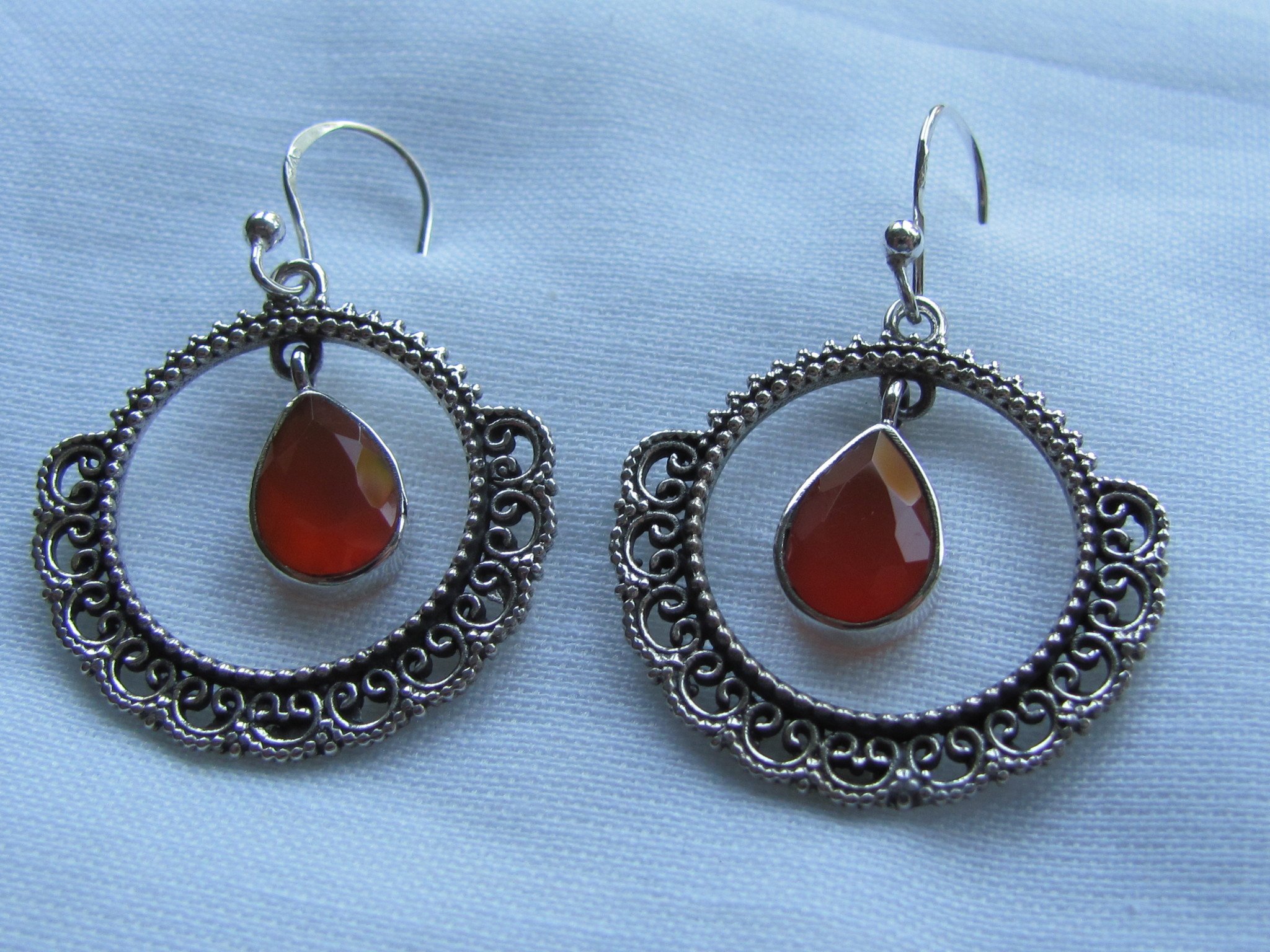 Earring silver with cornelian