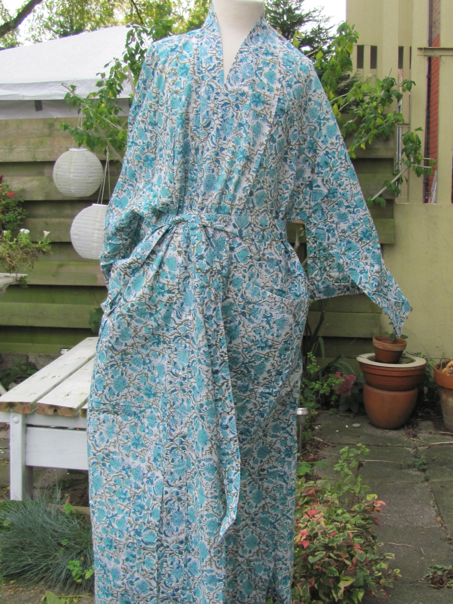 Kimono, dressing gown hand printed with vegetable dyes