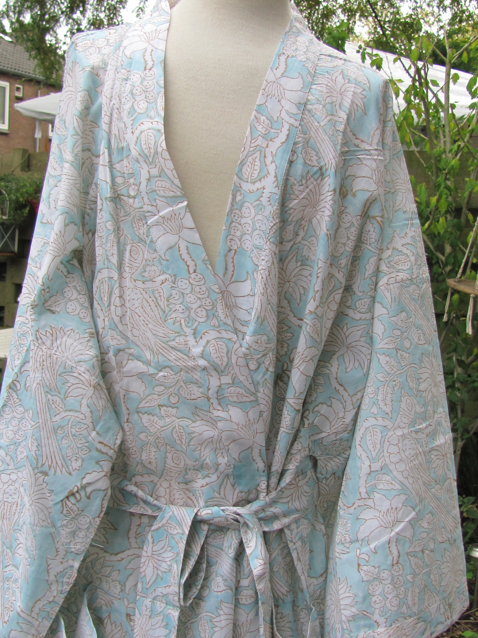 Kimono, ochtendjas, lounge kleding for thuis  handbedrukt met vegetable kleurstoffen.100% katoen