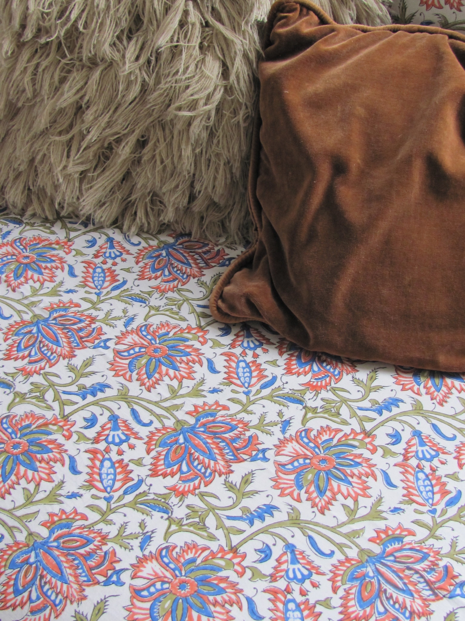 Bedsheet ,  grand foulard  tabelcloth boho living