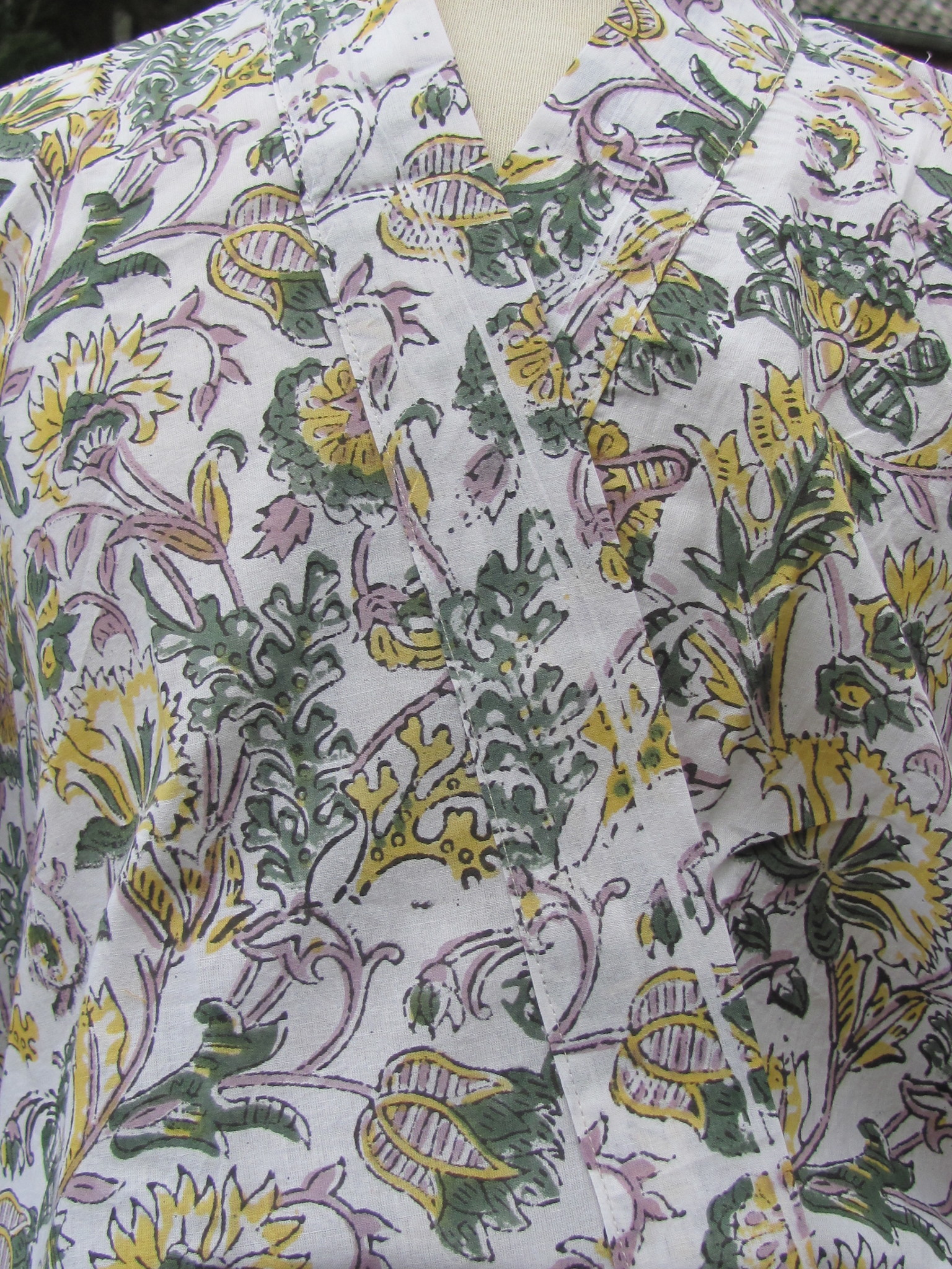 Kimono, dressing gown hand printed with vegetable dyes