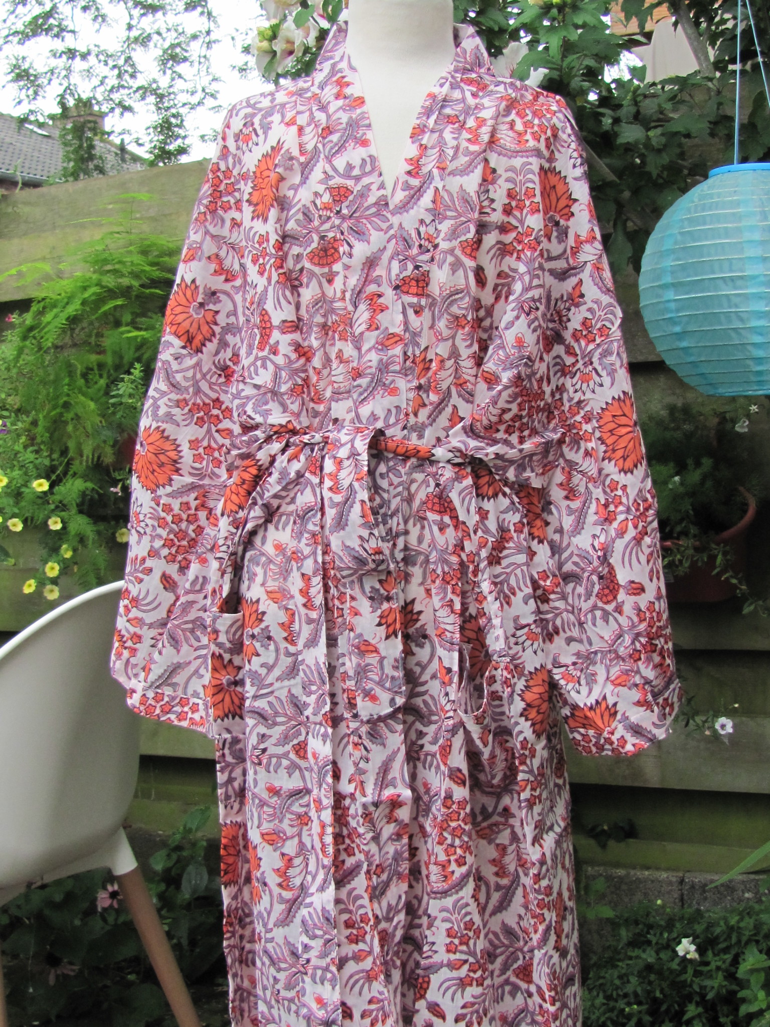 Kimono, dressing gown hand printed with vegetable dyes. 100% cotton