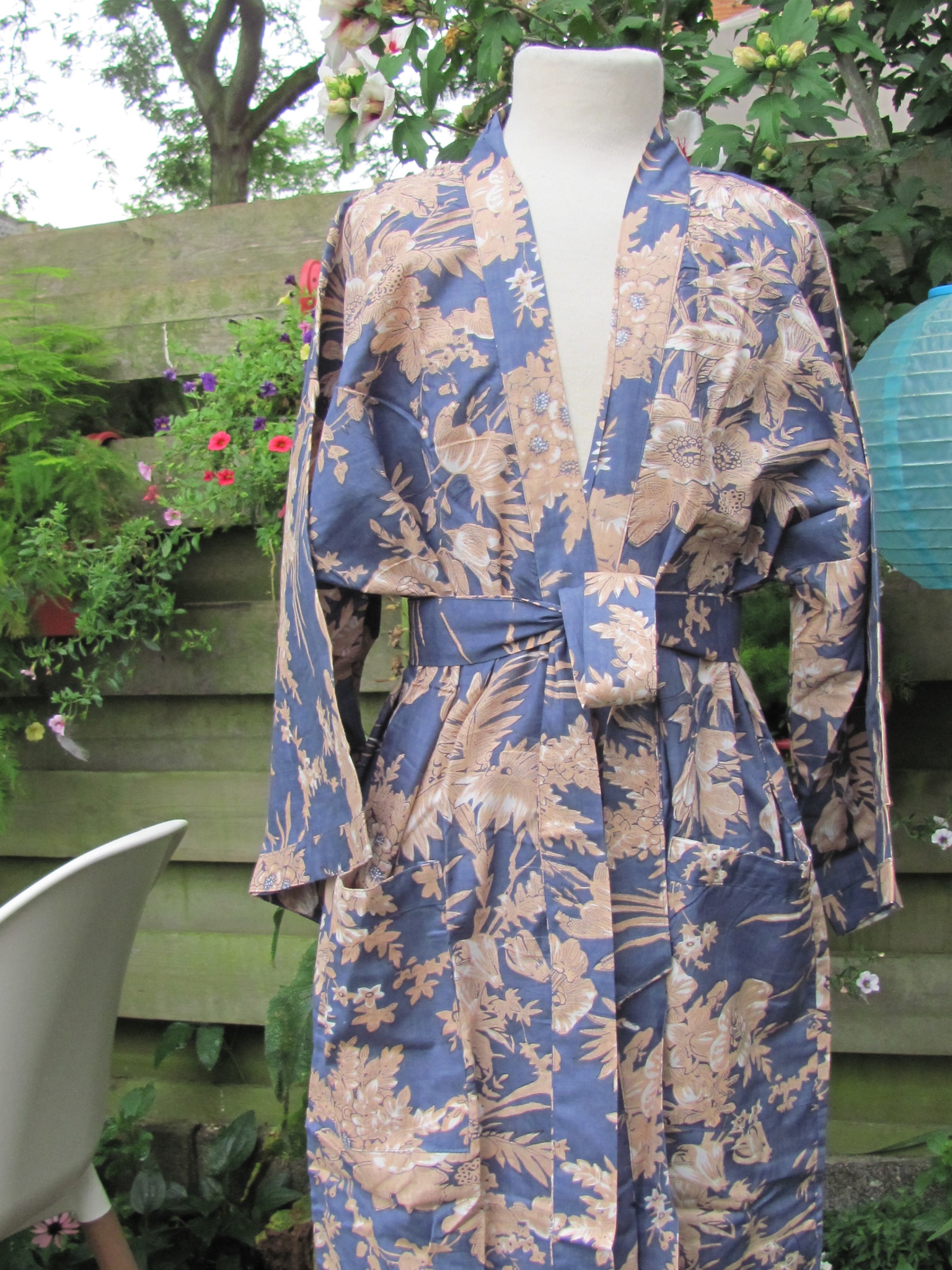 Kimono, dressing gown hand printed with vegetable dyes. 100% cotton