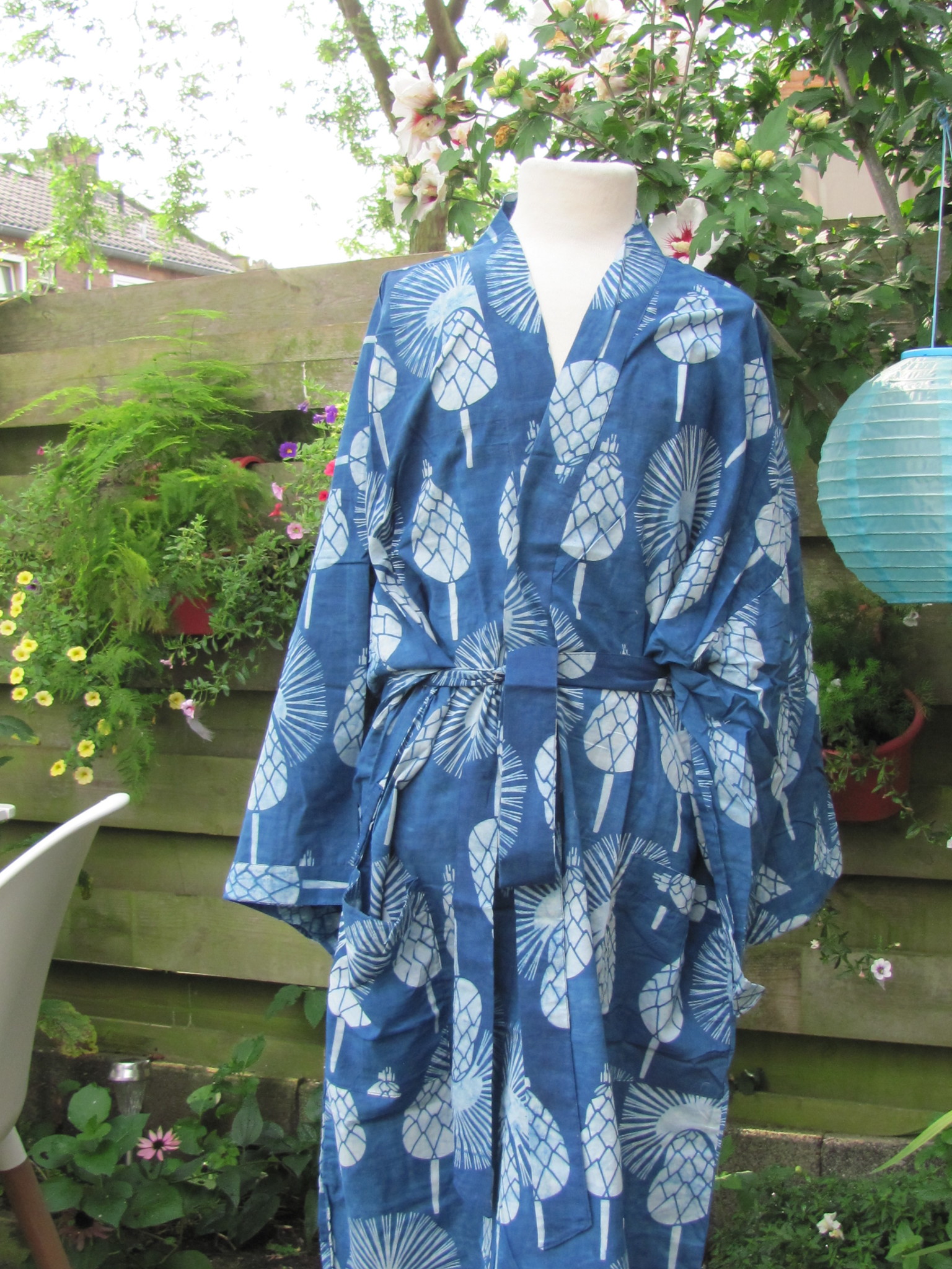 Kimono, dressing gown hand printed with vegetable dyes. 100% cotton