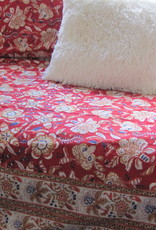 Bedspread super soft and reversible nice and big