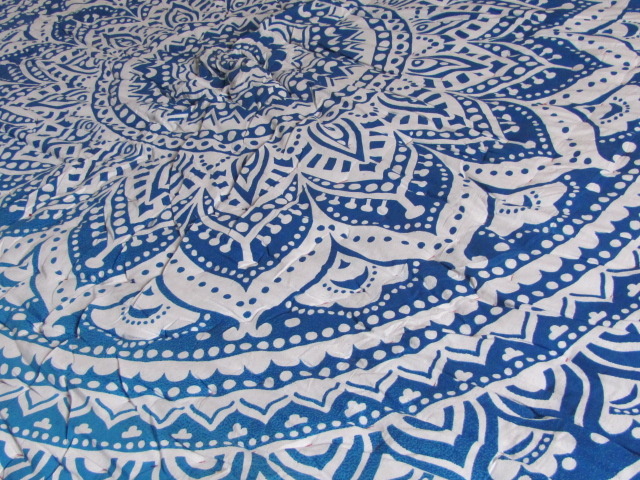 Hippy night mandala printed double quilt reversible