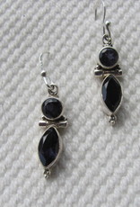Earring silver with  iolite stone
