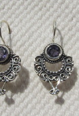 Earring  silver with facet cut iolite