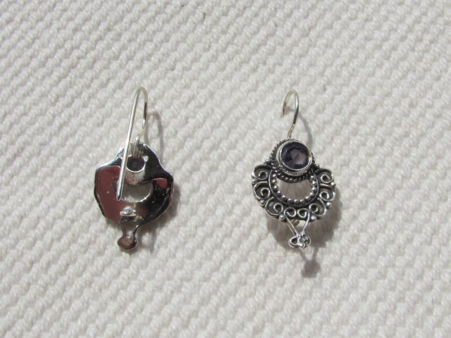 Earring  silver with facet cut iolite